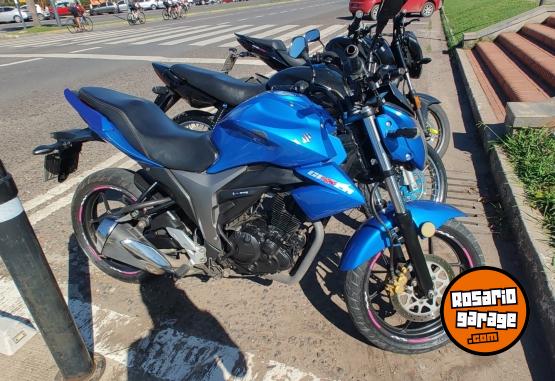 Motos - Suzuki Gixxer 2017 Nafta 20000Km - En Venta