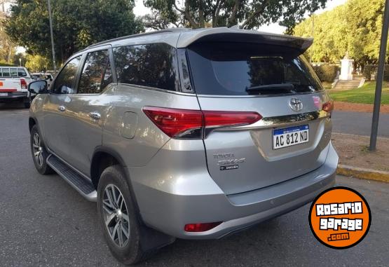 Camionetas - Toyota SW4 4X4 SRX 2.8 AT 7 ASIE 2019 Diesel 165000Km - En Venta