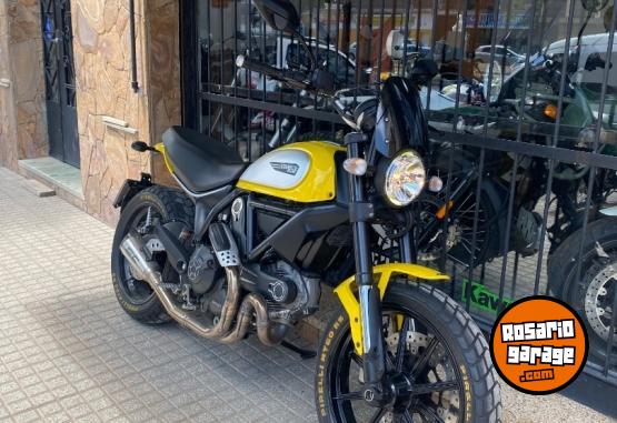 Motos - Ducati SCRAMBLER 800 ICON 2016 Nafta 22800Km - En Venta