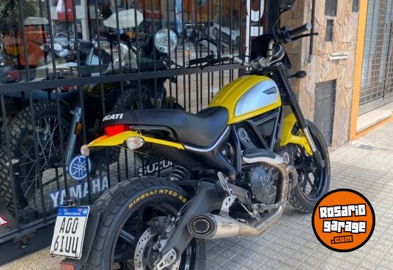 Motos - Ducati SCRAMBLER 800 ICON 2016 Nafta 22800Km - En Venta