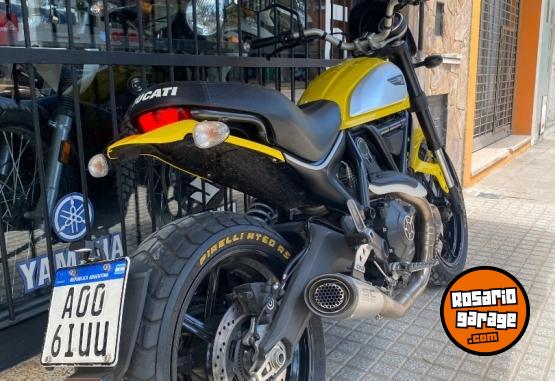 Motos - Ducati SCRAMBLER 800 ICON 2016 Nafta 22800Km - En Venta