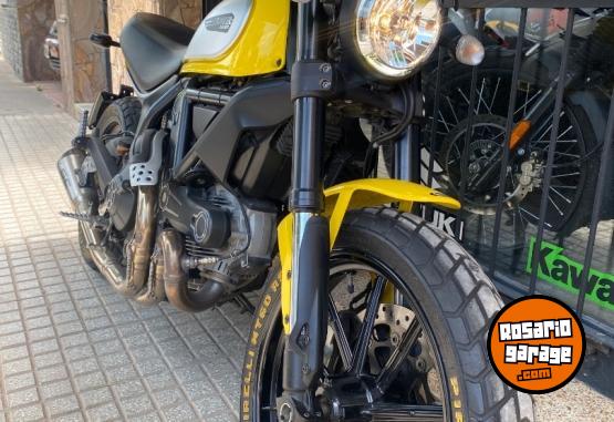 Motos - Ducati SCRAMBLER 800 ICON 2016 Nafta 22800Km - En Venta