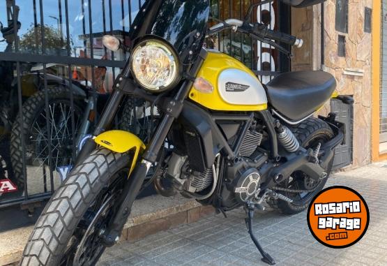 Motos - Ducati SCRAMBLER 800 ICON 2016 Nafta 22800Km - En Venta