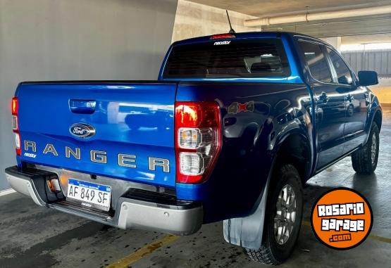 Camionetas - Ford Ranger XLS 3.2 4X4 2023 Diesel 40000Km - En Venta