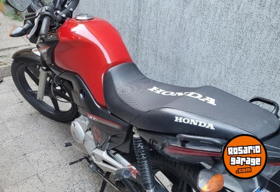 Motos - Honda New cg titan 2017 Nafta 43000Km - En Venta