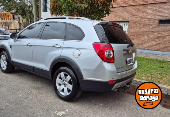 Camionetas - Chevrolet Captiva ltz 7plazas permu 2010 Diesel 196000Km - En Venta