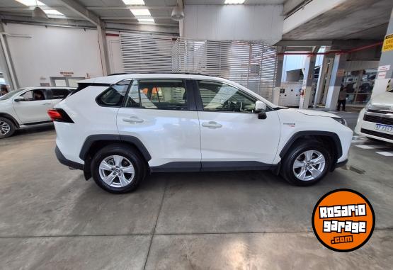 Camionetas - Toyota Rav4 Hybrid XLE 2020 Electrico / Hibrido 78000Km - En Venta