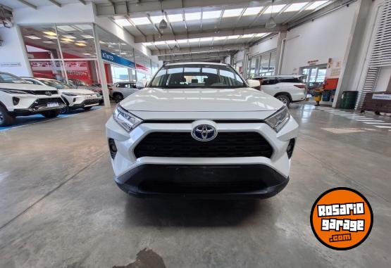 Camionetas - Toyota Rav4 Hybrid XLE 2020 Electrico / Hibrido 78000Km - En Venta