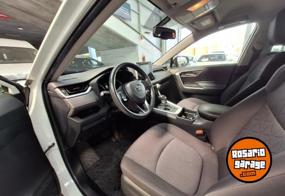 Camionetas - Toyota Rav4 Hybrid XLE 2020 Electrico / Hibrido 78000Km - En Venta