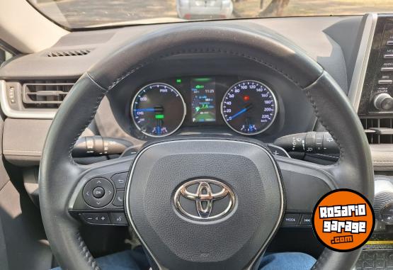 Camionetas - Toyota Rav4 Hybrid XLE 2020 Electrico / Hibrido 78000Km - En Venta