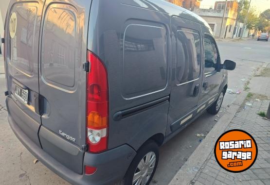 Utilitarios - Renault Kangoo 2015 Diesel 100000Km - En Venta