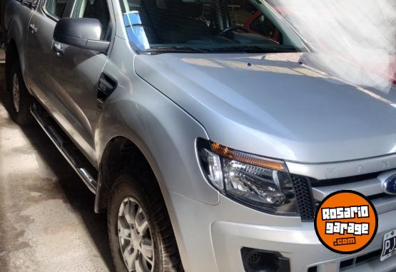 Camionetas - Ford RANGER 2.2, 4X4 UNICA !! 2015 Diesel 72000Km - En Venta