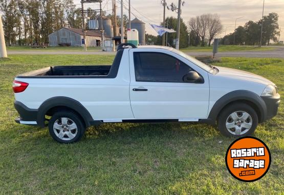 Utilitarios - Fiat Strada 2014 Nafta 102000Km - En Venta