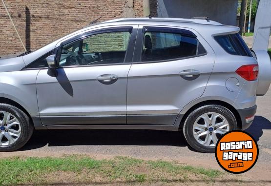 Autos - Ford Ecosport titanium 2016 Nafta 120000Km - En Venta