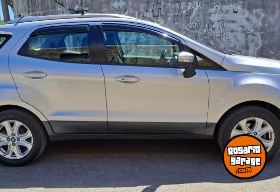 Autos - Ford Ecosport titanium 2016 Nafta 120000Km - En Venta