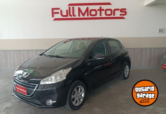 Autos - Peugeot 208 2014 Nafta 113800Km - En Venta