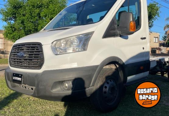 Camiones y Gras - Ford Transit Chasis 2.2 407E 2015 - En Venta