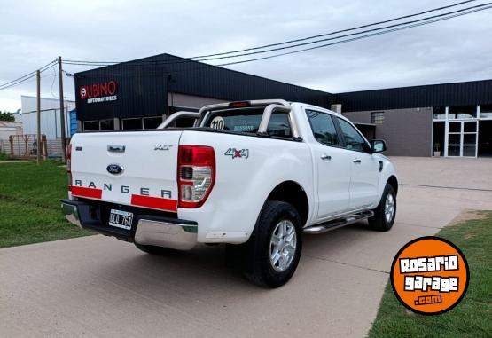 Camionetas - Ford Ranger DC 4x4 XLT 3.2L 2015 Diesel 100040Km - En Venta