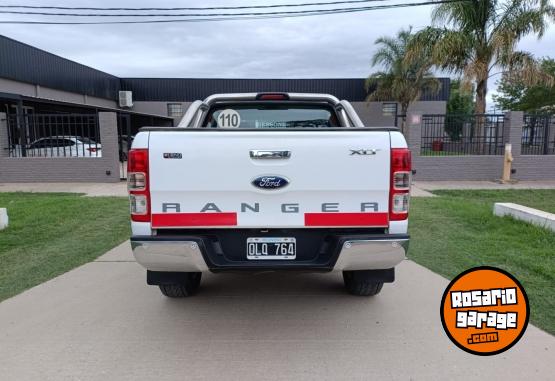 Camionetas - Ford Ranger DC 4x4 XLT 3.2L 2015 Diesel 100040Km - En Venta