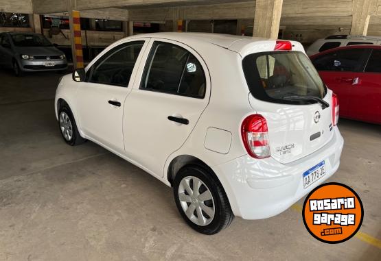 Autos - Nissan March active pure drive 2016 Nafta 77000Km - En Venta