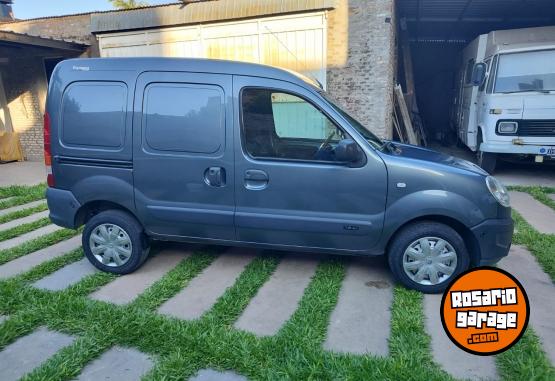 Utilitarios - Renault Kangoo 2018 Nafta 115000Km - En Venta