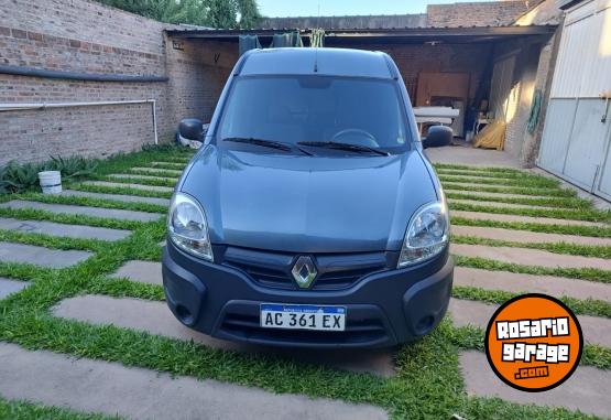 Utilitarios - Renault Kangoo 2018 Nafta 115000Km - En Venta