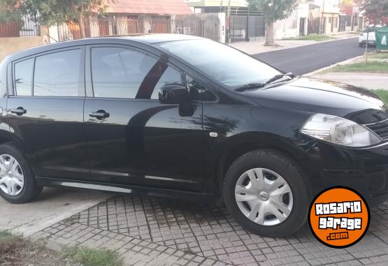 Autos - Nissan Tiida 2012 Nafta 187000Km - En Venta