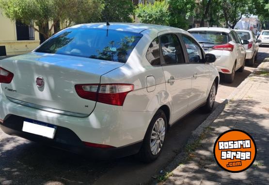 Autos - Fiat Grand Siena 2016 GNC 134000Km - En Venta