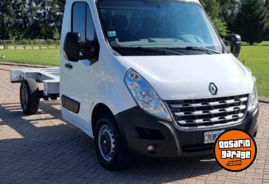 Utilitarios - Renault Master chasis 2013 Diesel 201000Km - En Venta