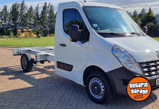 Utilitarios - Renault Master chasis 2013 Diesel 201000Km - En Venta