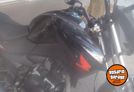 Motos - Honda Twuister cb125f 2022 Nafta 11000Km - En Venta