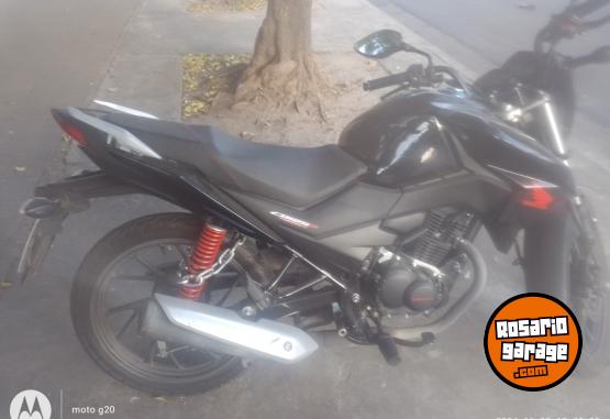 Motos - Honda Twuister cb125f 2022 Nafta 11000Km - En Venta