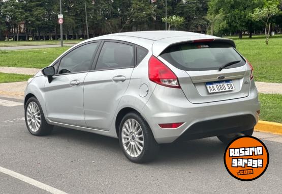 Autos - Ford Fiesta 2016 Nafta 84000Km - En Venta