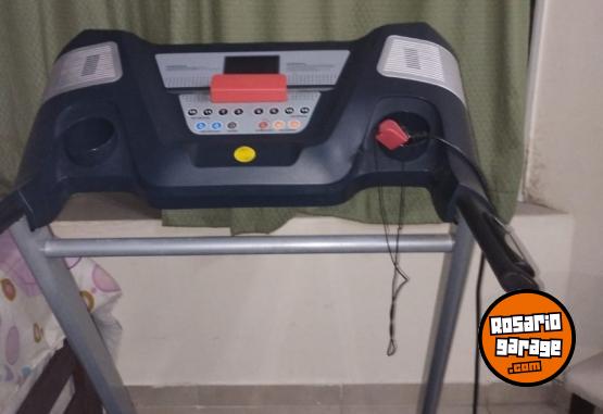 Deportes - Vendo Cinta motorizada para caminar y correr - En Venta