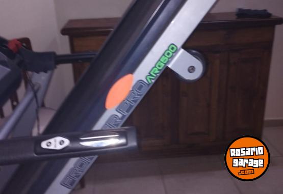 Deportes - Vendo Cinta motorizada para caminar y correr - En Venta