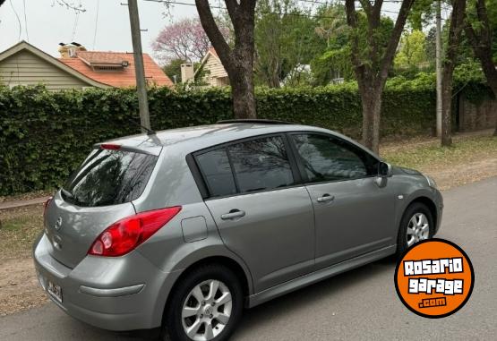 Autos - Nissan tiida 2011 Nafta 132000Km - En Venta