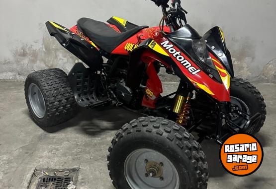 Cuatris y UTVs - Motomel Volkano 250 cc 2013  111Km - En Venta