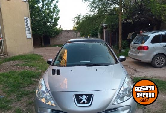 Autos - Peugeot 207 2011 Nafta 69000Km - En Venta