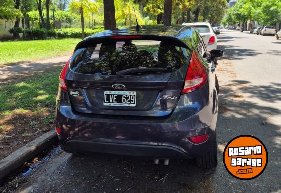 Autos - Ford Fiesta titanium 2012 Nafta 130000Km - En Venta