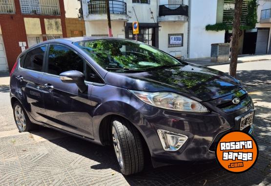 Autos - Ford Fiesta titanium 2012 Nafta 130000Km - En Venta