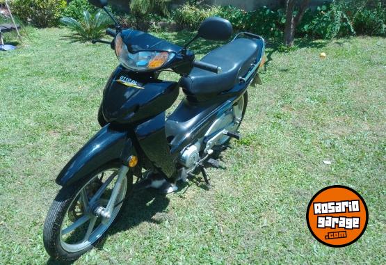 Motos - Guerrero 110 DL FULL 2023 Nafta 5300Km - En Venta