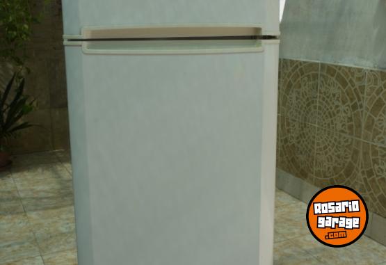 Hogar - heladera con freezer - En Venta