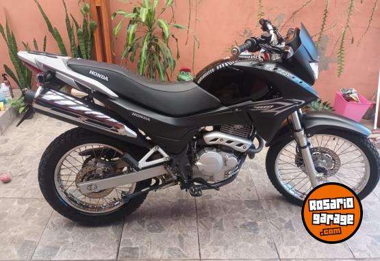 Motos - Honda Falcon 400 2014 Nafta 32000Km - En Venta