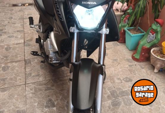 Motos - Honda Falcon 400 2014 Nafta 32000Km - En Venta