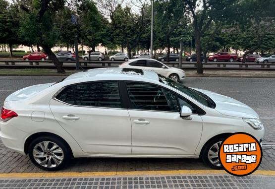 Autos - Citroen C4 Lounge hdi 2017 Diesel 98000Km - En Venta