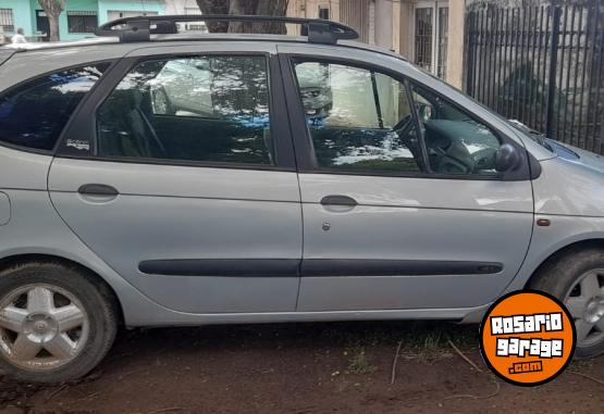 Autos - Renault Scenic 2003 GNC 185000Km - En Venta