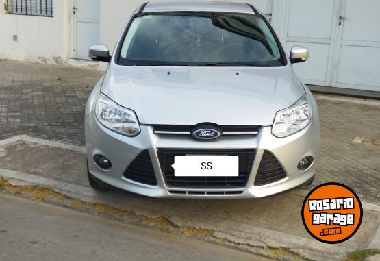 Autos - Ford FOCUS III 2015 Nafta 124000Km - En Venta