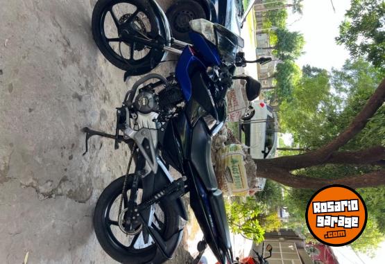 Motos - Bajaj Rouser 135 ls 2017 Nafta 44000Km - En Venta