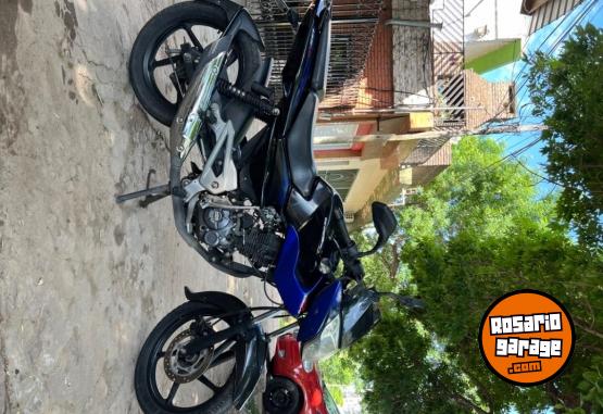 Motos - Bajaj Rouser 135 ls 2017 Nafta 44000Km - En Venta