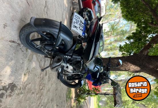 Motos - Bajaj Rouser 135 ls 2017 Nafta 44000Km - En Venta